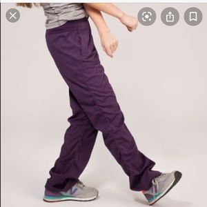 ivivva live to move pants